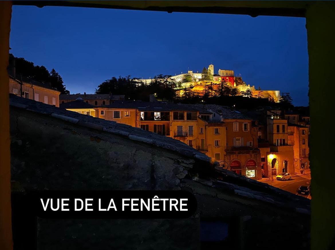 Le Jalet En Provence - Penthouse Apartman Sisteron Kültér fotó